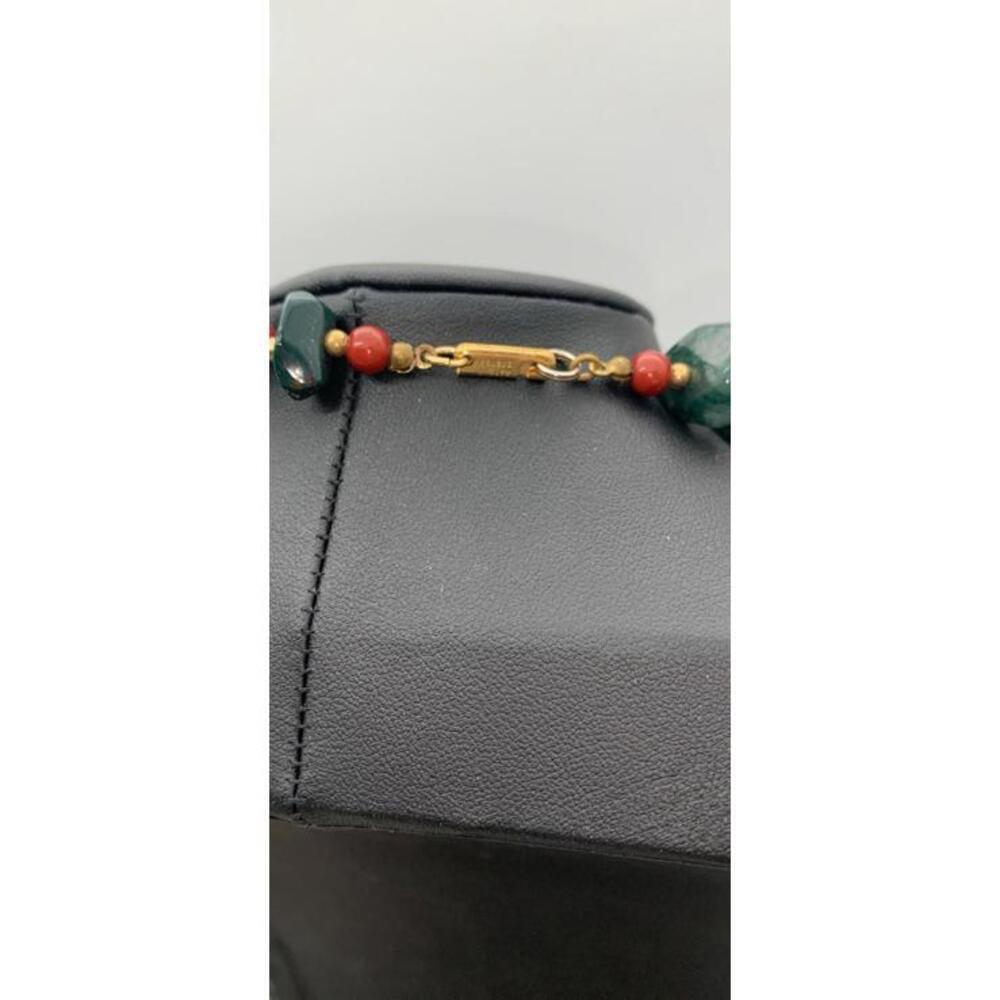 VIntage Dauplaise Gold Tone Green & Red Stone & Acrylic Beaded Chip Necklace - Picture 5 of 6